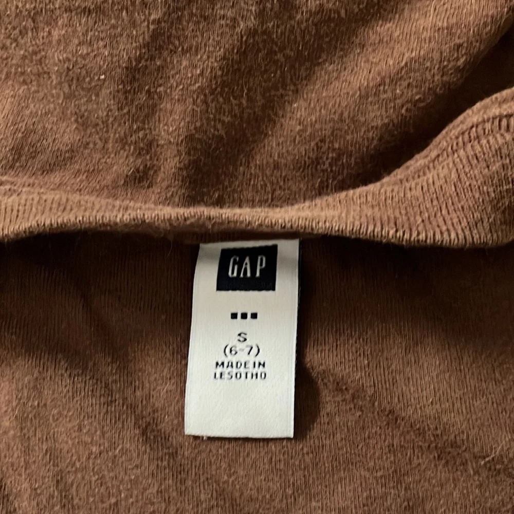 FINAL MARKDOWN Gap children’s tee small